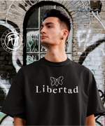 Lade das Bild in den Galerie-Viewer, FAMANCA Libertad Oversized Organic T-Shirt Unisex (Butterfly)
